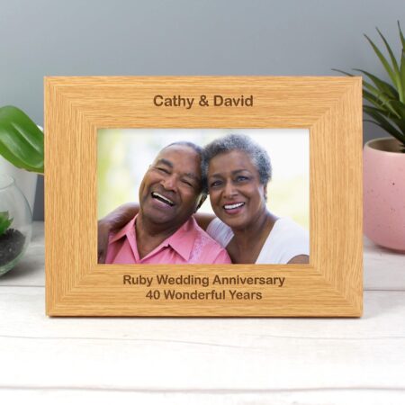 Personalised Short Message 6x4 Landscape Oak Finish Photo Frame: 6 - Photo Frames By Gift Moments