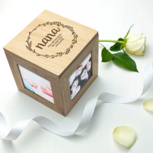 Personalised Wreath Oak Photo Cube: 6 - Photo Cubes By Gift Moments