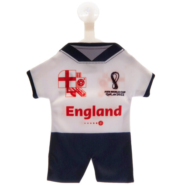 TM 01768 FIFA World Cup Qatar 2022 England Mini Kit