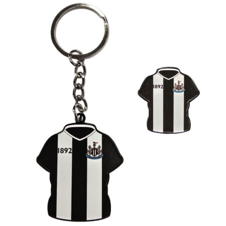 newcastle united fc home shirt keyring & badge set