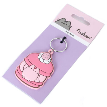 pusheen strawberry pvc keyring