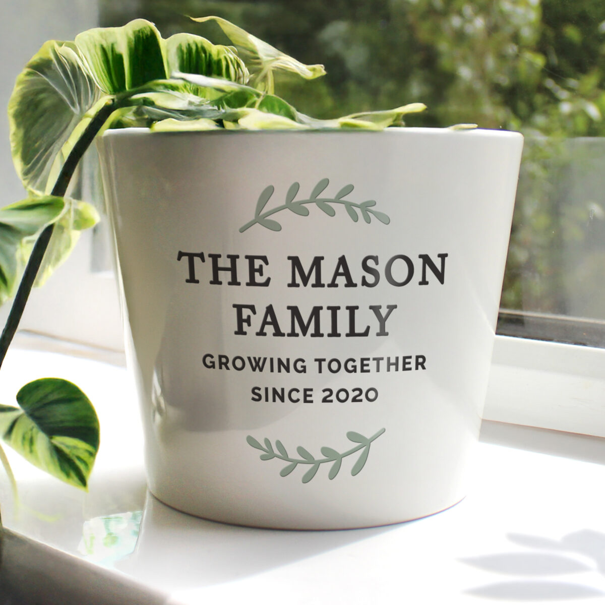 Personalised Wreath Large Plant Pot