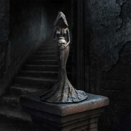 Femme Fatale Keeper Figurine 20cm