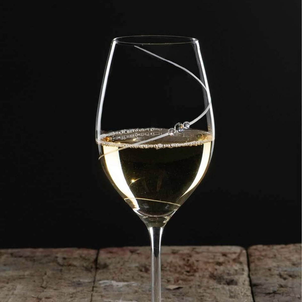 Personalised Helical Twist White Wine Glass with Swarovski Crystals