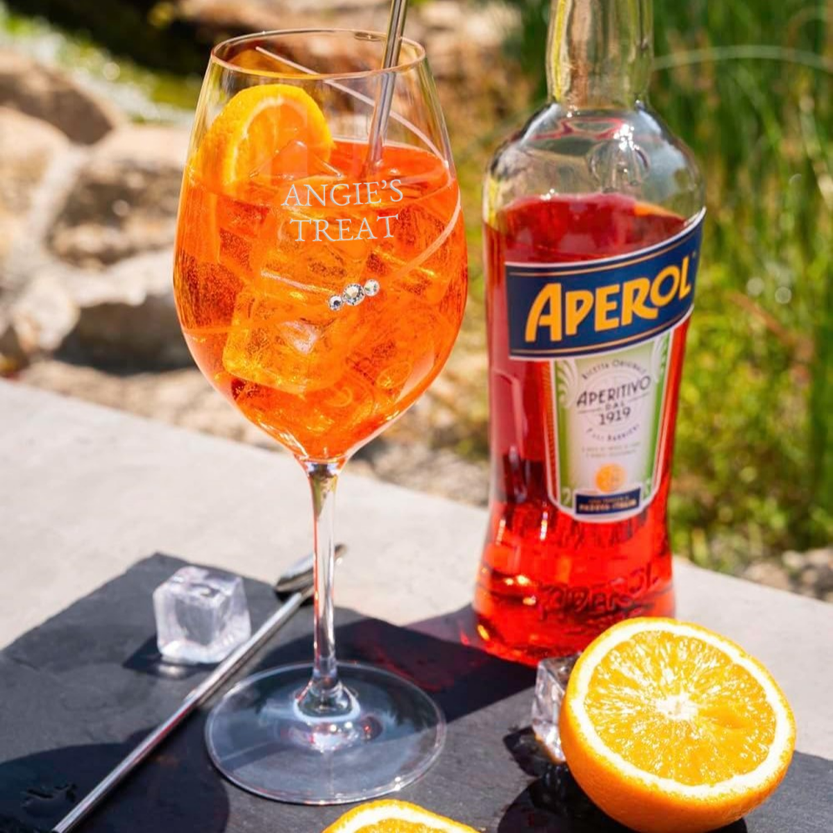 Personalised Helical Twist White Wine Glass with Swarovski Crystals