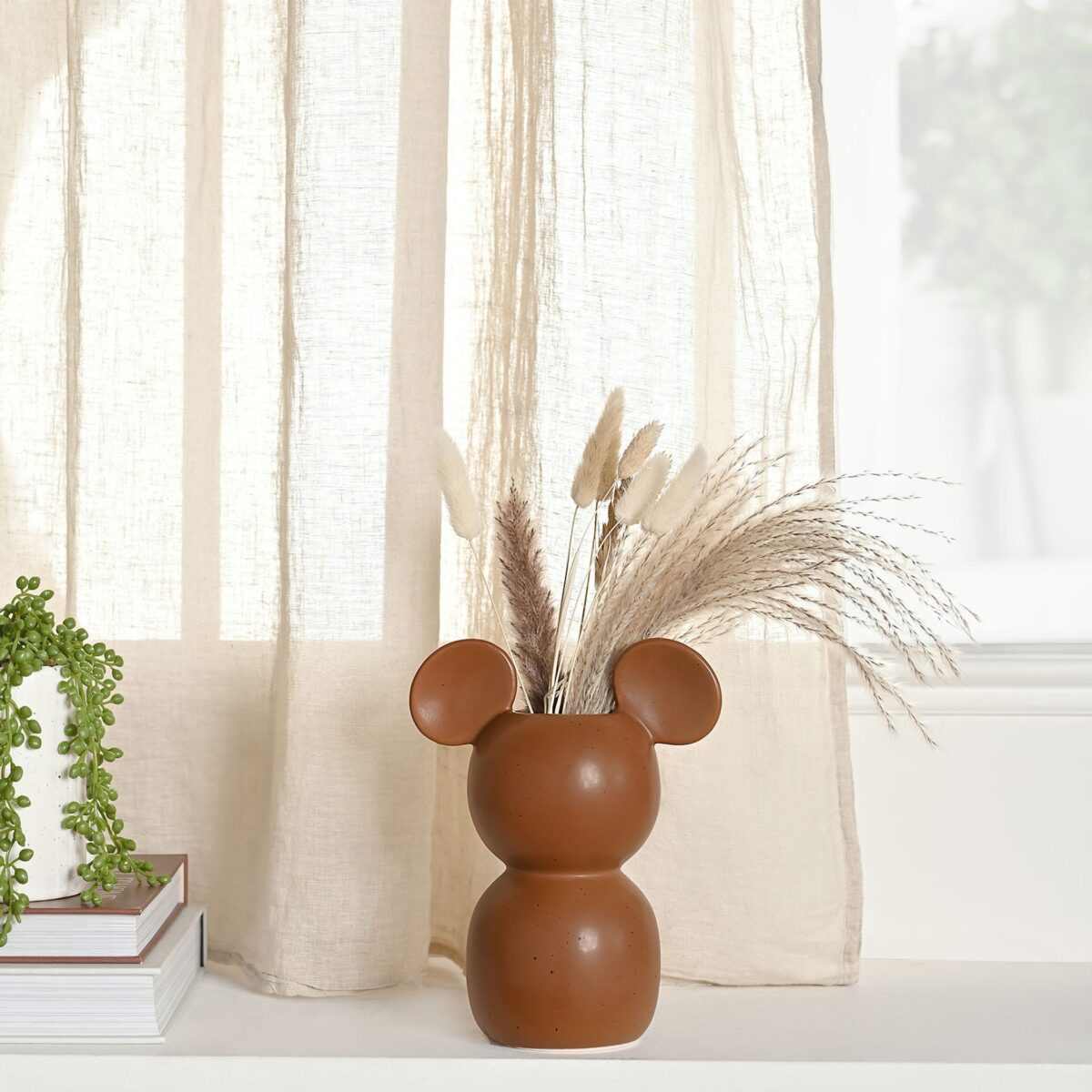 DI2193 T01.jpg