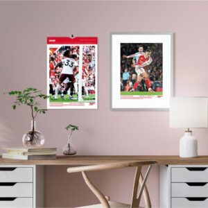 TM 08076 Arsenal FC Deluxe Calendar 2027