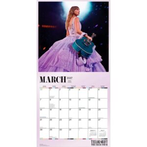 TM 08152 Taylor Swift Square Calendar 2027